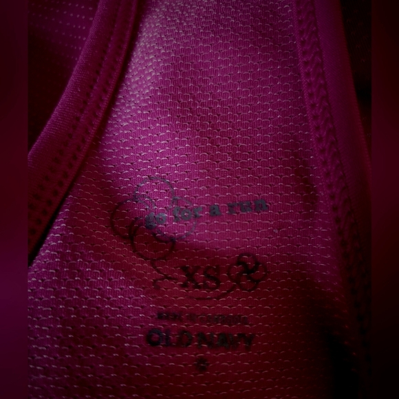 Old Navy Racer-Back Athletic Top - Picture 4 of 4